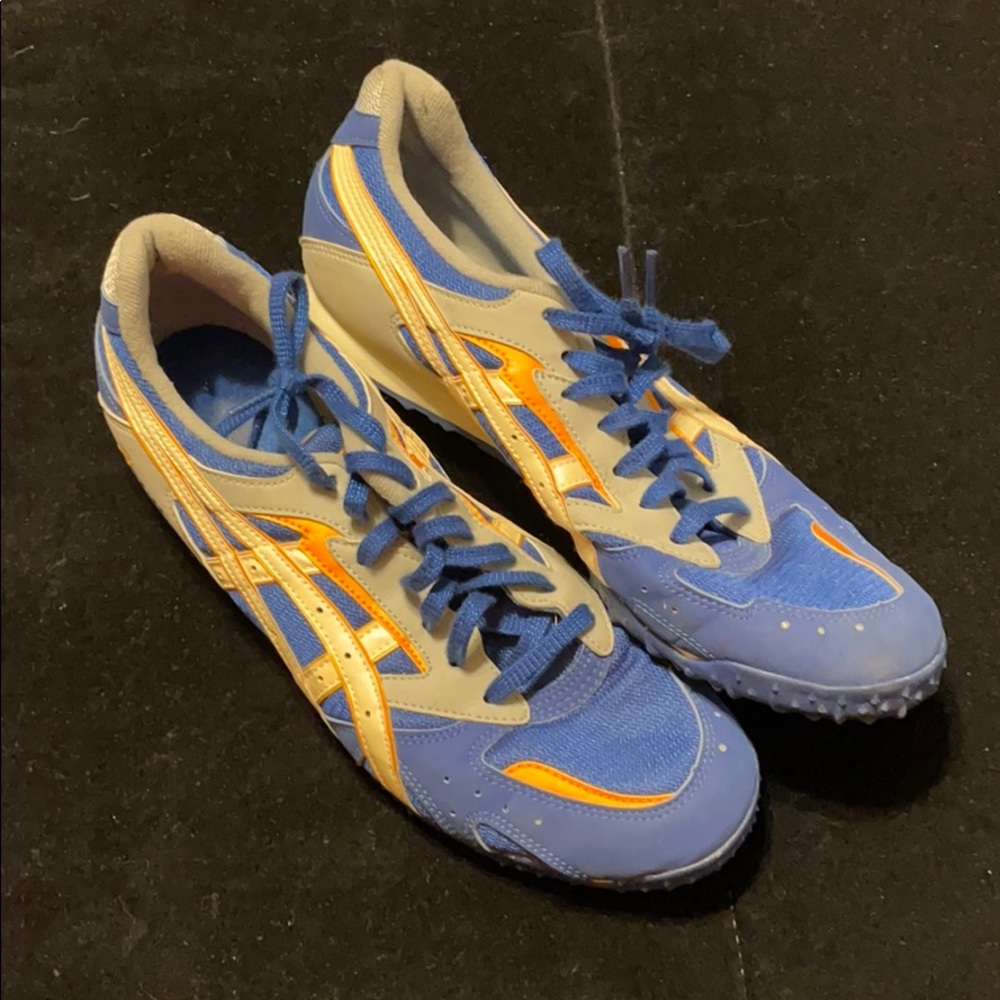 Men’s ASICS running shoes